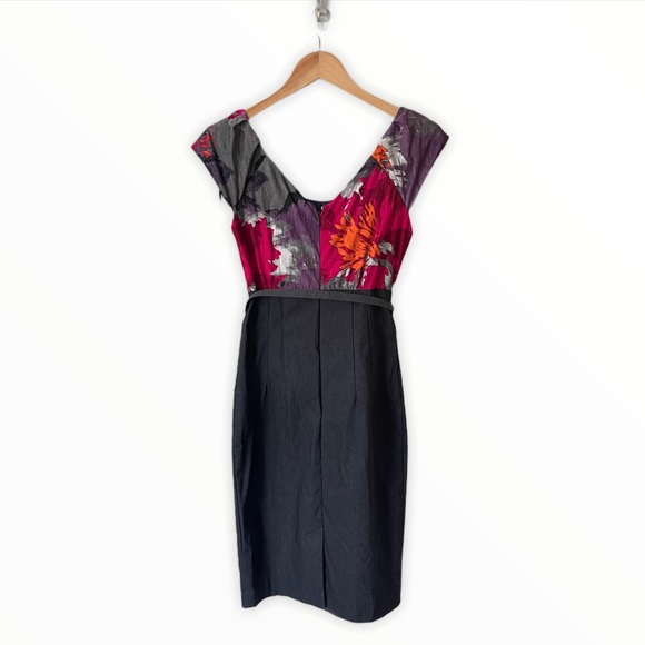 Le Chateau Pencil Dress - Grey - Pink - Fitted - knee length - Picture 2 of 3